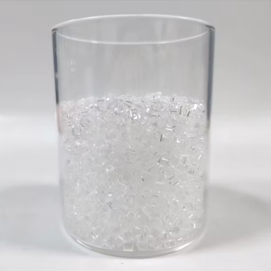 Matière première de base d'acide humique pour la fabrication de produits agricoles et industriels